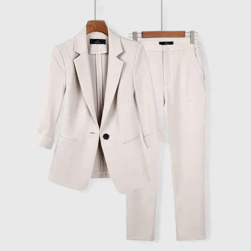Women's Single Button Blazer and Slim Leg Trousers Suit