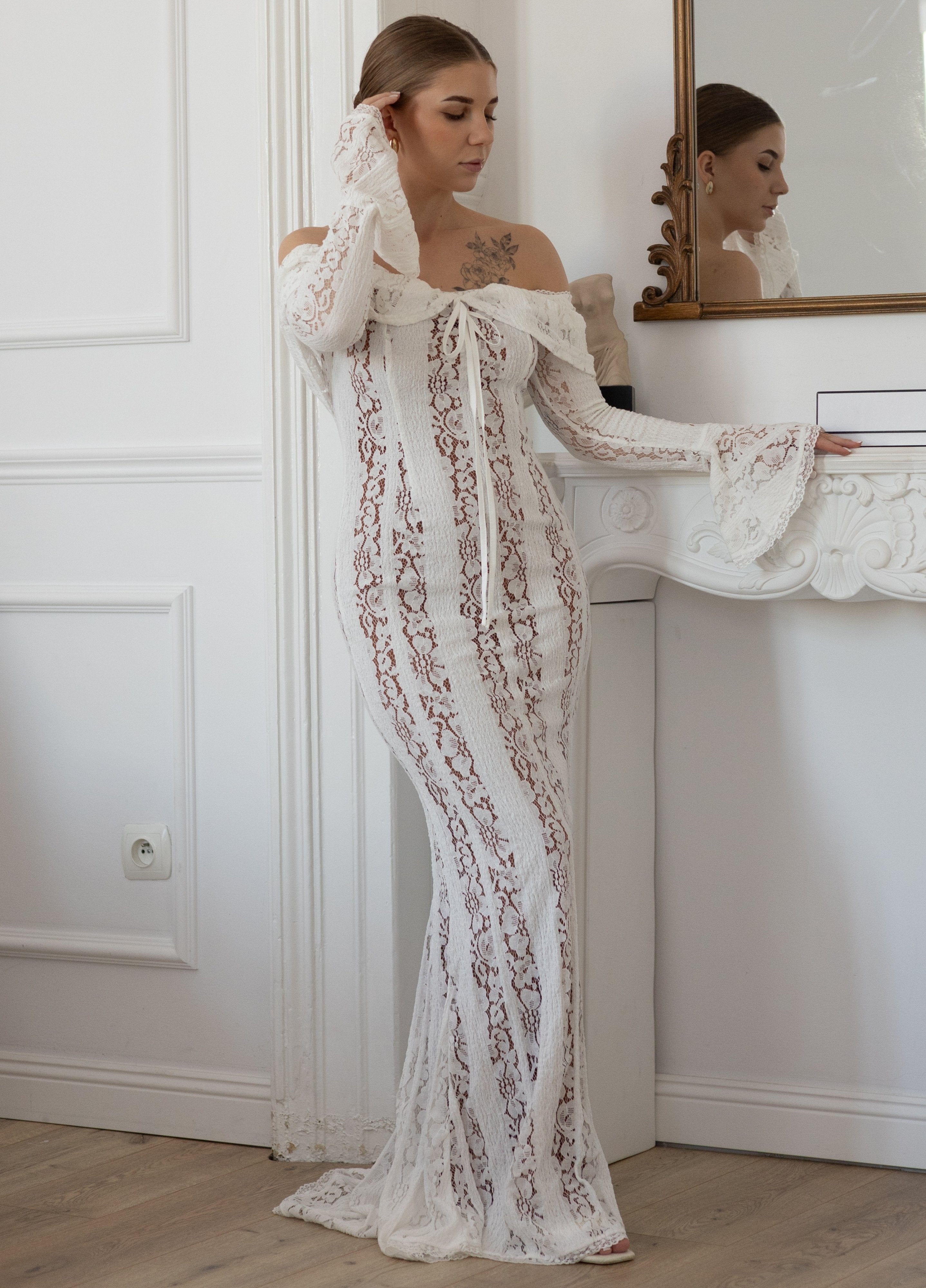 Women's White Off Shoulder Long Sleeve Dress Maxi