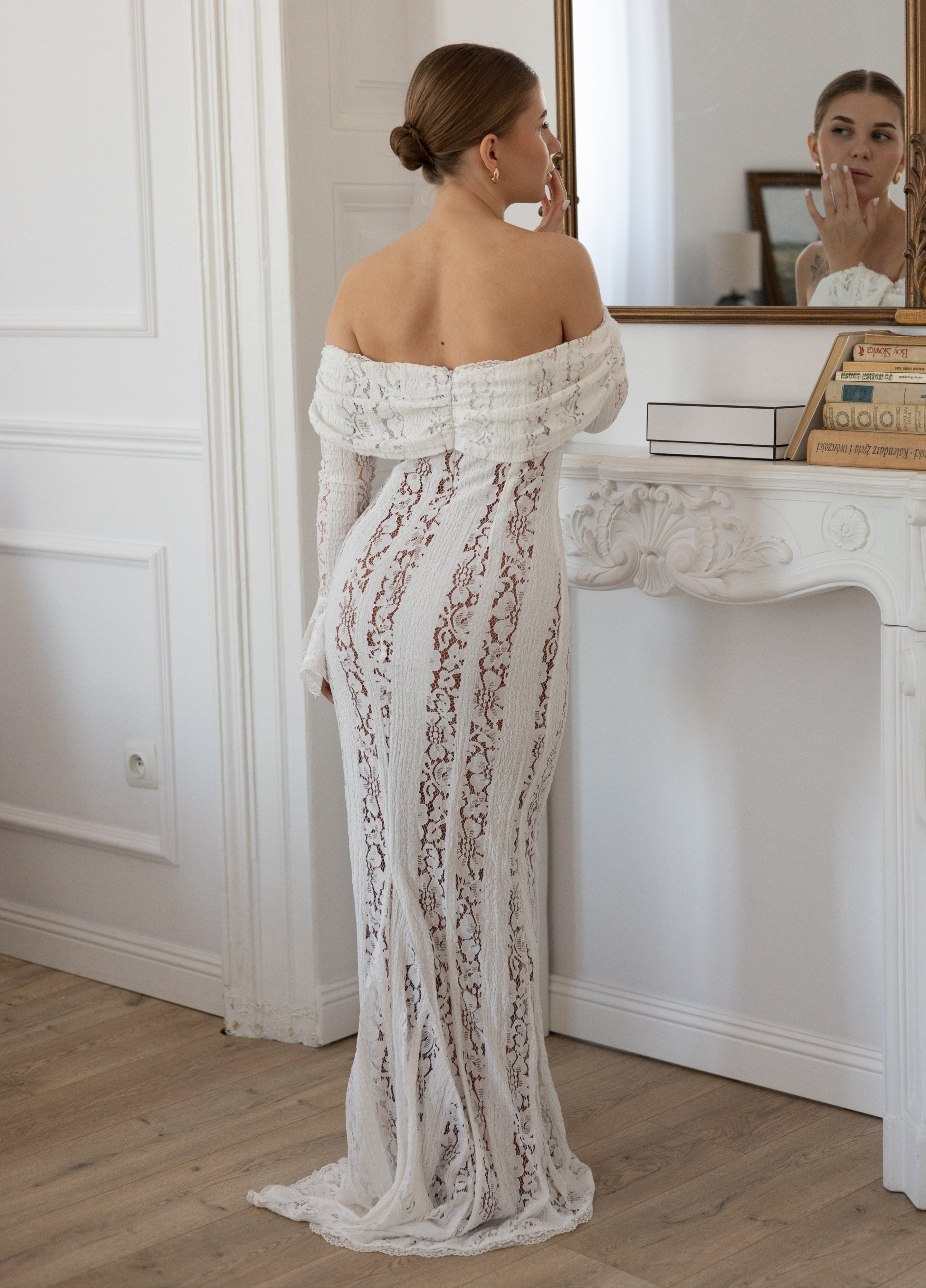 Women's White Off Shoulder Long Sleeve Dress Maxi